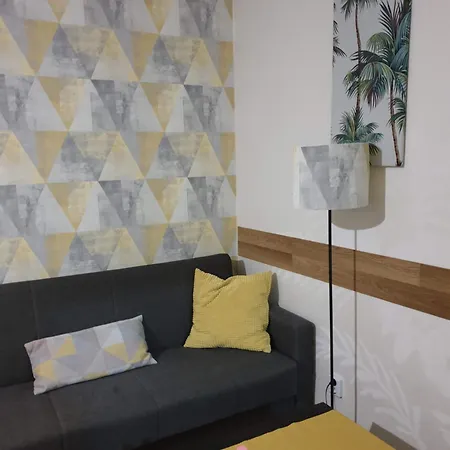Green Apartman Salgotarjan Apartment *