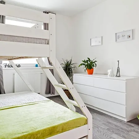 Green Apartman * Balatonlelle