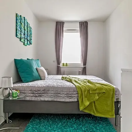 Green Apartman